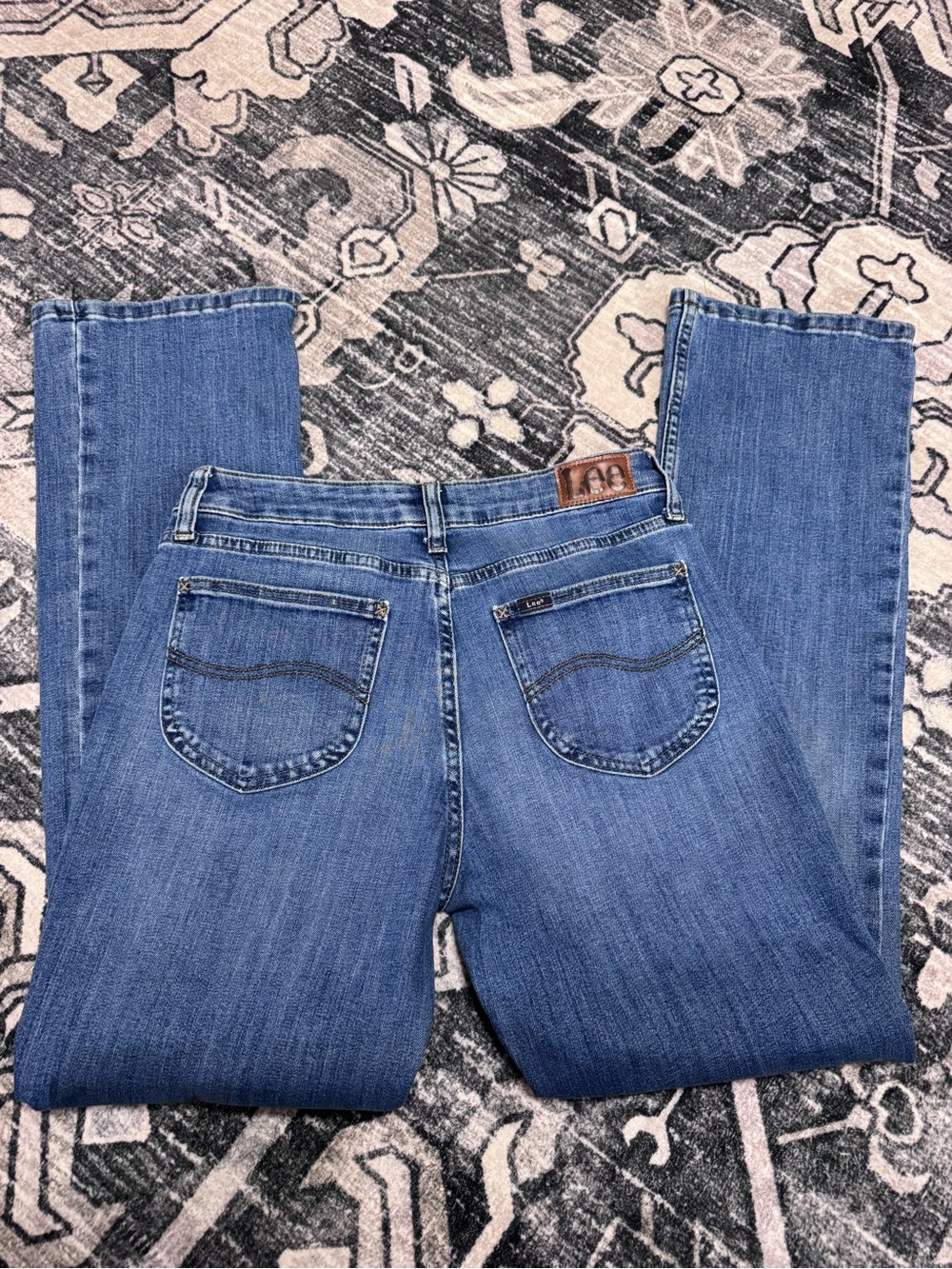 Lee Women's Straight-Leg Jeans in Medium Blue Denim Sz 8